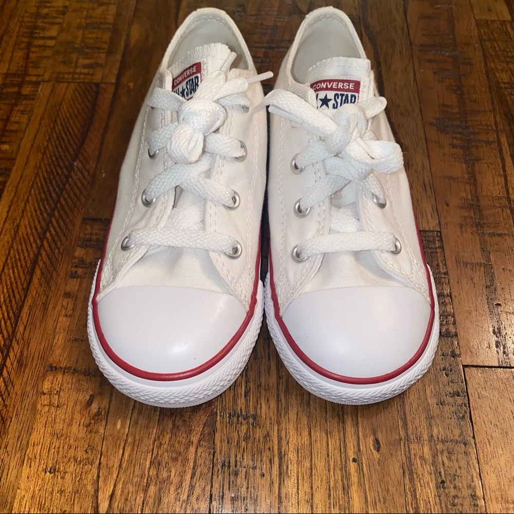 NIB children’s Converse shoes. Size 10. Unisex.